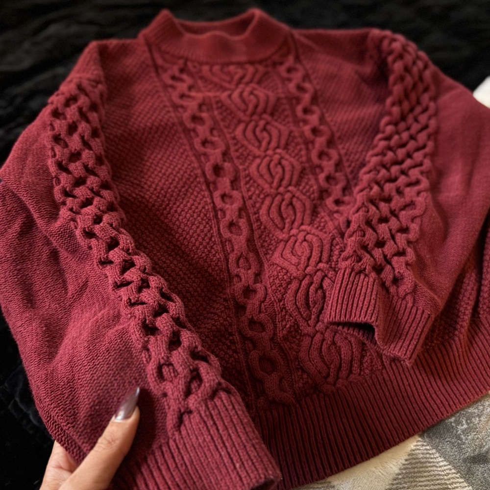 URBAN OUTFITTERS Maroon Cable Knit Turtleneck Sweater - Picture 3 of 13